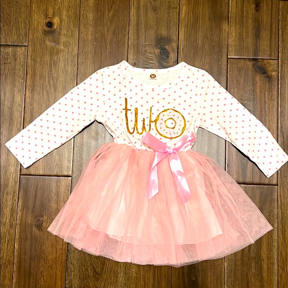 Size 2T TWO SWEET Birthday Dress 🍩